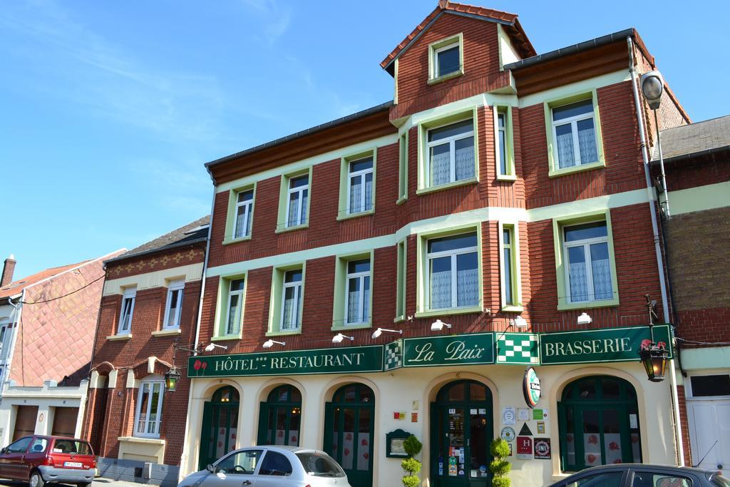 Hotel De La Paix Albert Bagian luar foto